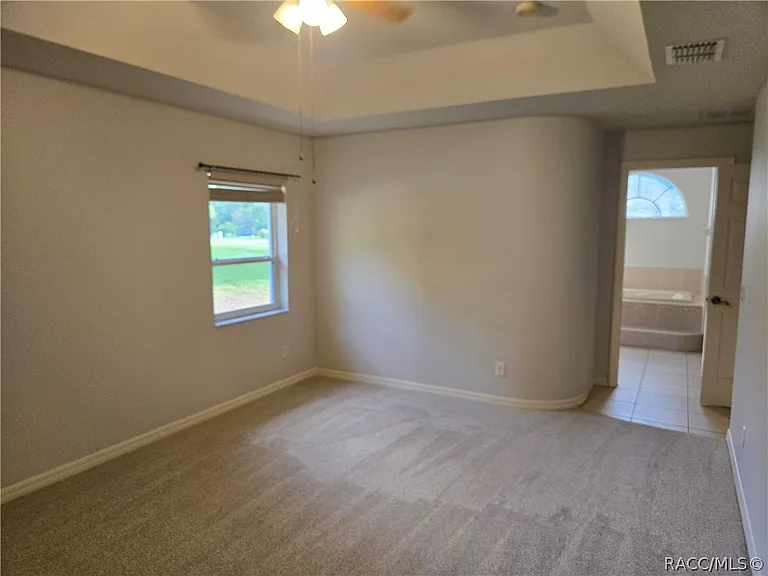 14 Hollyhock Ct — Photo 6