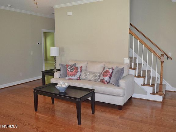 3rd image of 4313 Davencroft Village Dr
