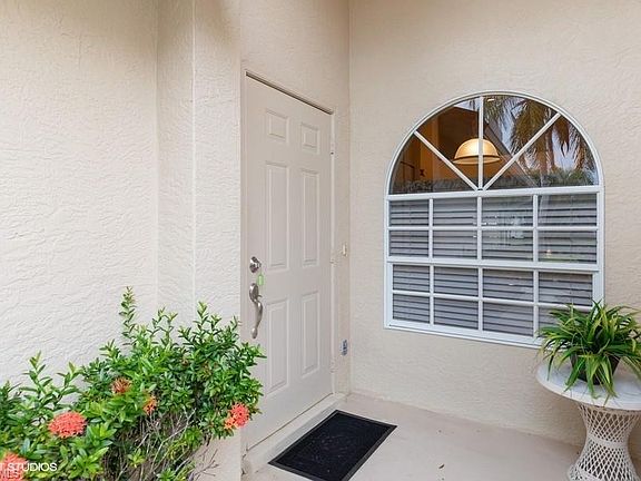 2nd image of 8043 Palomino Dr #11