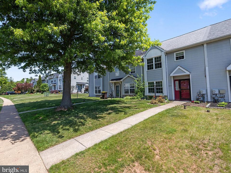 1st image of 345 Bradford Ln