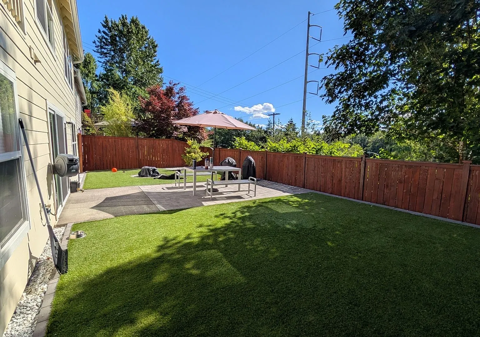 Spacious 4BR House in West Seattle — Photo 2