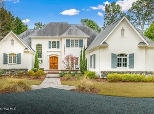 240 Midland Rd, Pinehurst, NC 28374