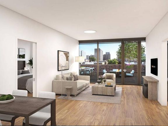 2nd image of 650 W Cornelia Ave #434