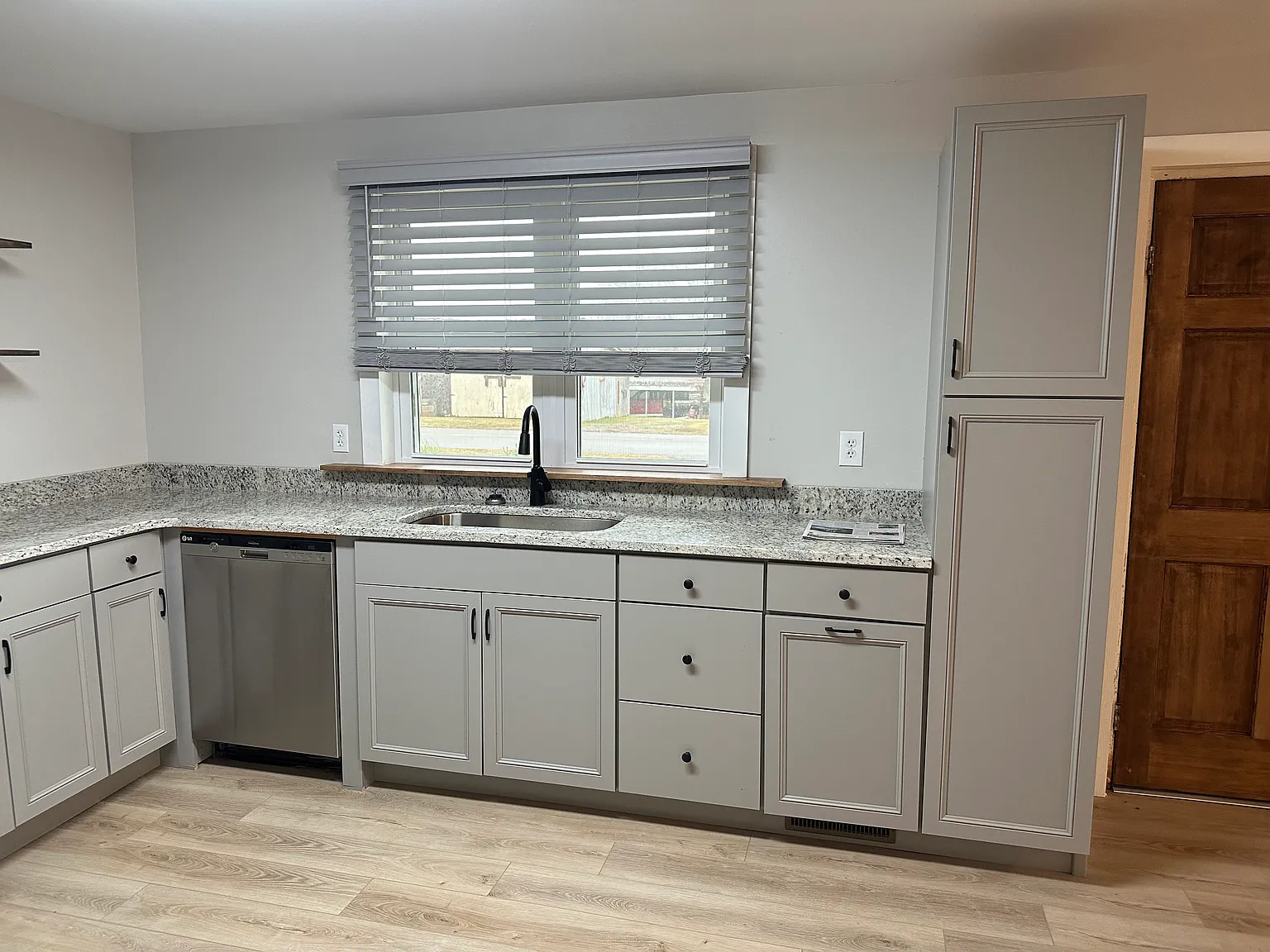 1 bed, $1,100 — Photo 4