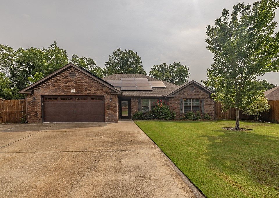 1st image of 2305 Kelly Lynn Pl