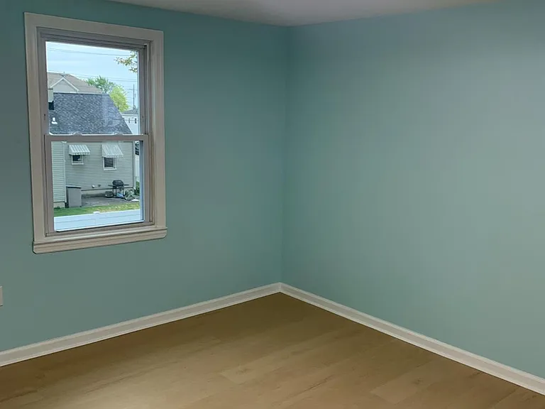47 Holly St #2 — Photo 3