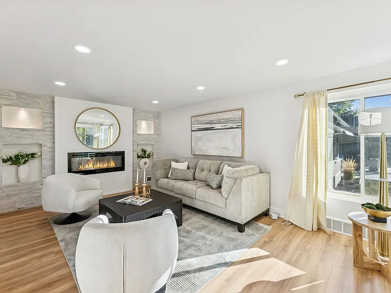 1021 E Millbert Ave — Photo 4