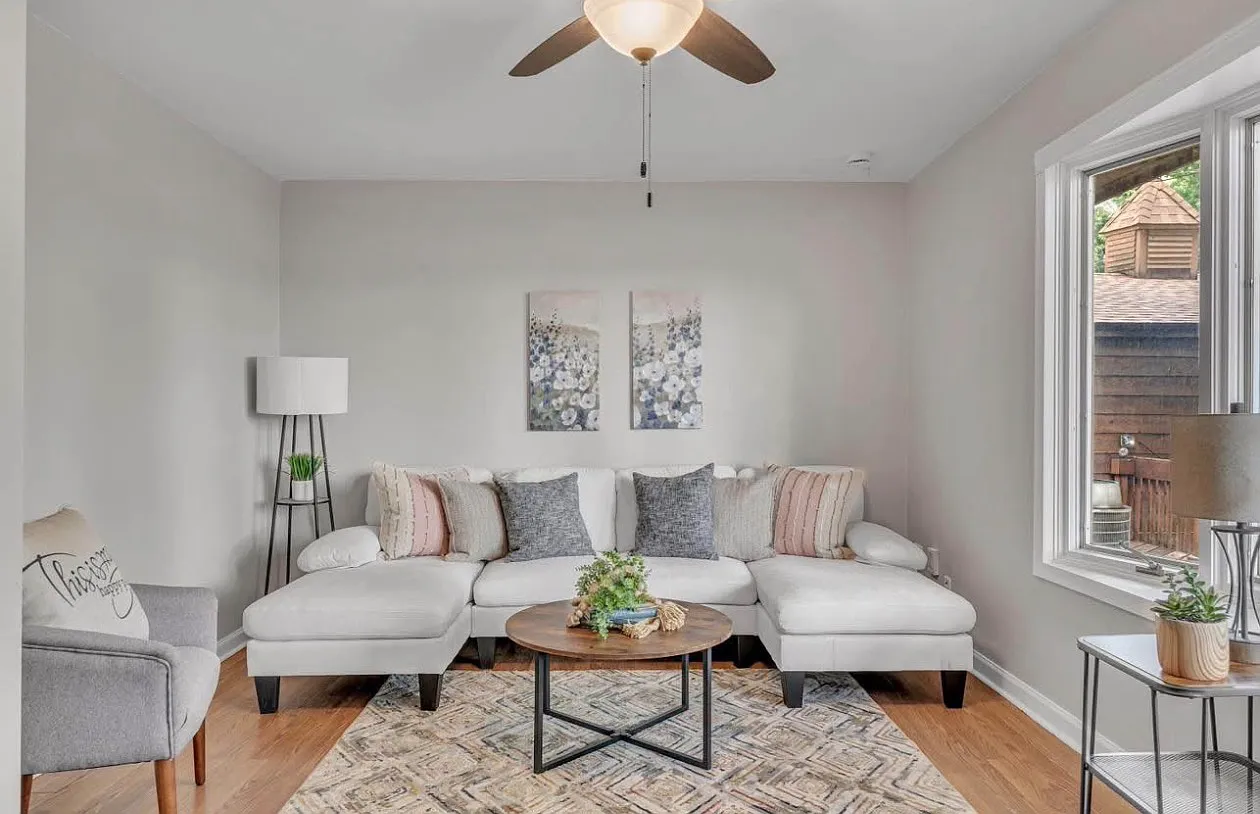 3 bed, 1294 sqft, $1,600 — Photo 4