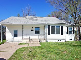 5112 E Crestview Dr, Wichita, KS 67208