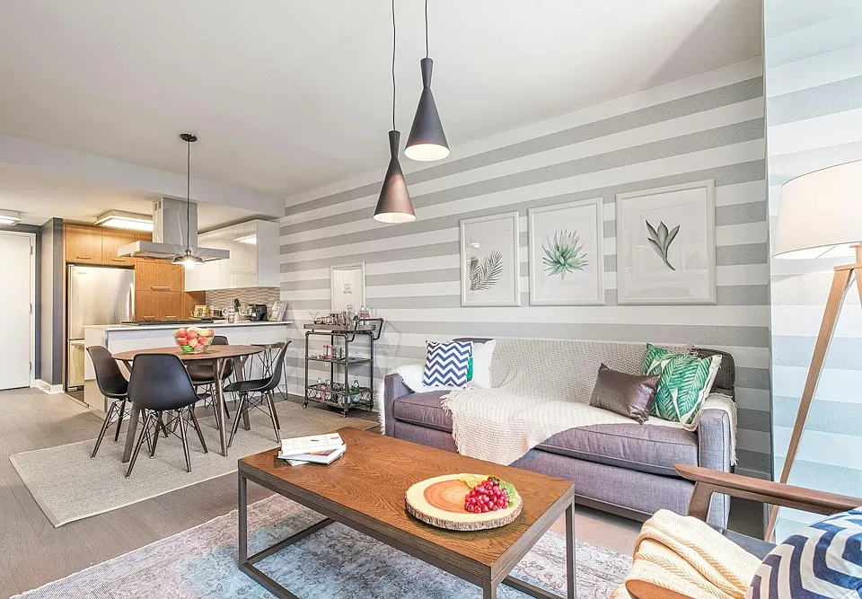 450 W 42nd St #20G