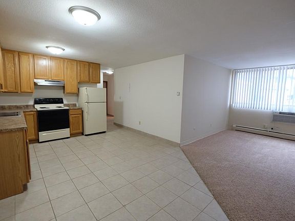 3rd image of 2028 Grand Ave #55294b379