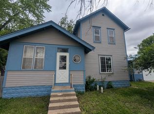 112 Pine St, Peterson, IA 51047