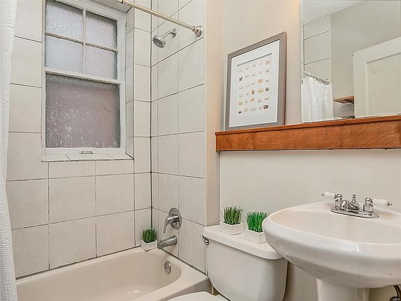 5th image of 4139 Connecticut St