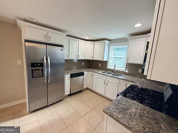 4th image of 3567 Brookfield Ln