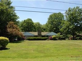 30110 Bolingbrook Rd, Pepper Pike, OH 44124