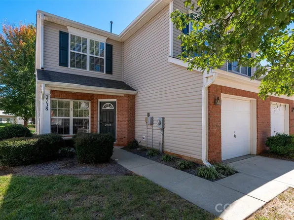 2738 Mill Valley Ct, Matthews, NC 28105