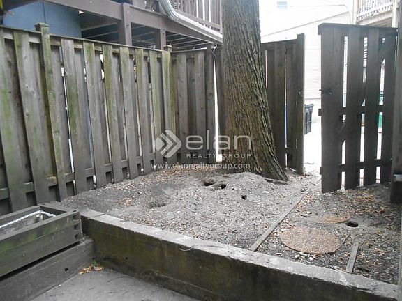 3rd image of 1960 N Lincoln Park W APT 1902
