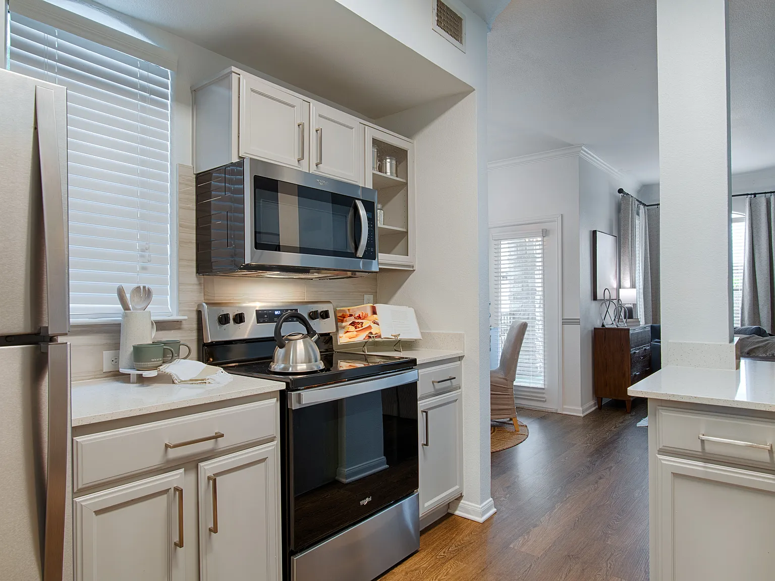 Silverado Apartments — Photo 1