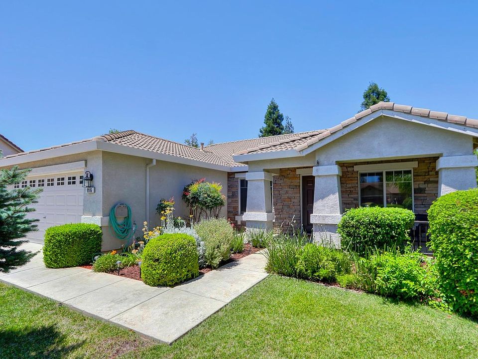 2nd image of 9916 Montedoro Ct