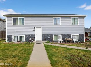 326 Oregon Ave, Gillette, WY 82718