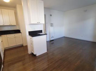 302 Branch St APT E, Los Angeles, CA 90042