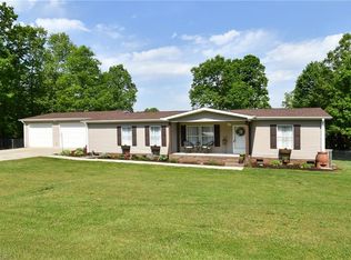 132 Robys Rd, King, NC 27021