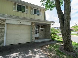830 Stainton Dr #58, Mississauga, ON
