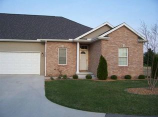 502 Deerfield Rd, Pontiac, IL 61764