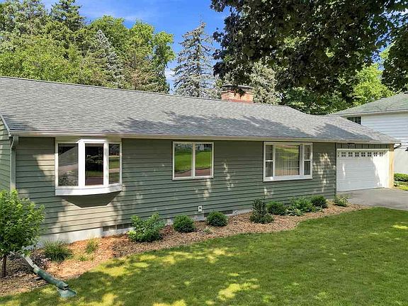 3rd image of 236 Terrace Dr
