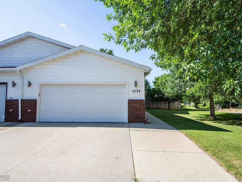 1st image of 1534 Suntree Dr