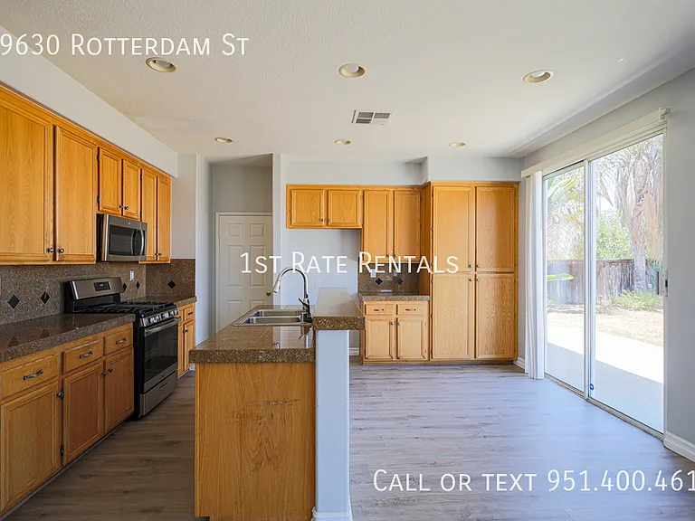 19630 Rotterdam St — Photo 7