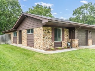 418 S Jackson St, Batavia, IL 60510