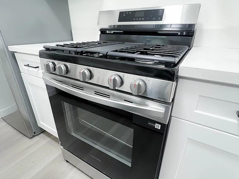 1506 1/2 Maple St #1506 — Photo 39