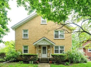 736 N Brainard St, Naperville, IL 60563