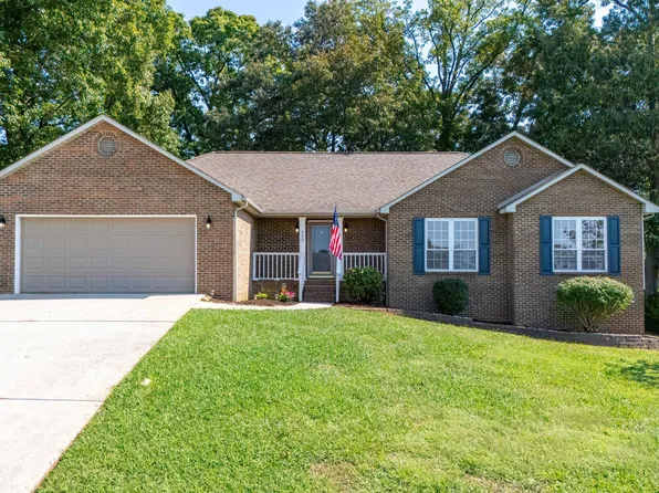 950 Dunkirk Dr, Maryville, TN 37801