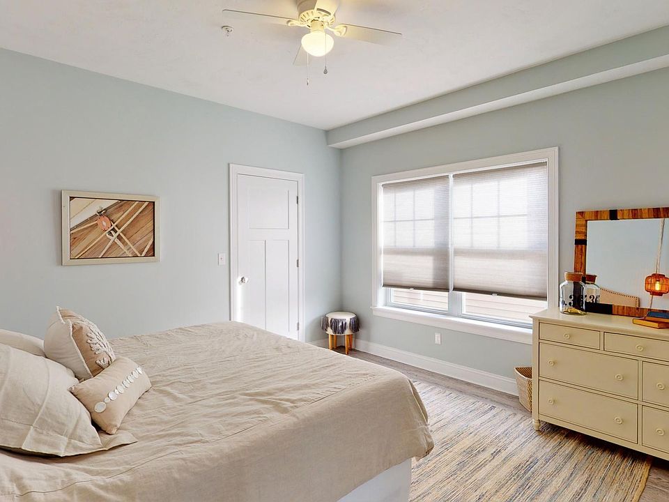 Master Bedroom- King