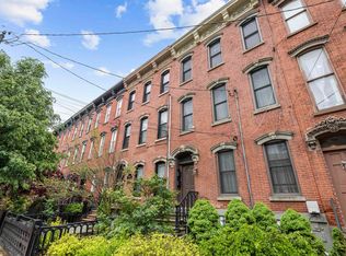 211 York St APT 3, Jersey City, NJ 07302