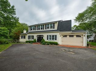 7 Village Way, Smithtown, NY 11787
