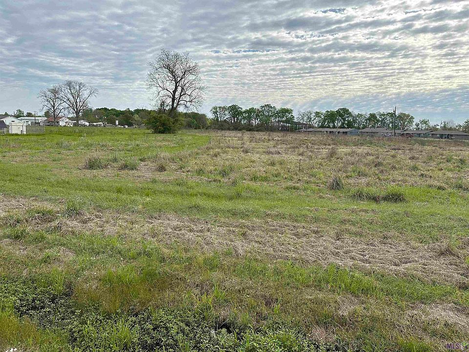 2nd image of TRACT Nine Hospital Rd #C