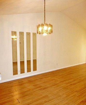 5th image of 1364 Churchill Cir APT 204