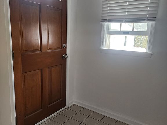 4th image of 40 West St Floor 1