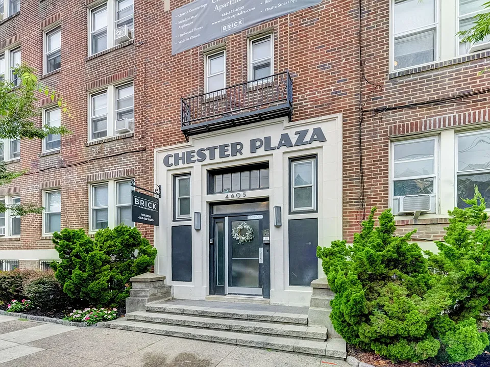 Chester Plaza