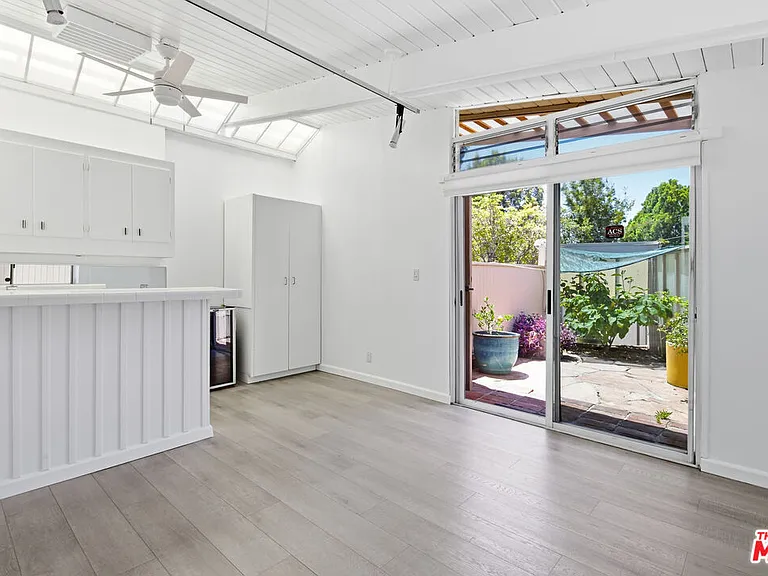 738 Hanley Ave — Photo 41