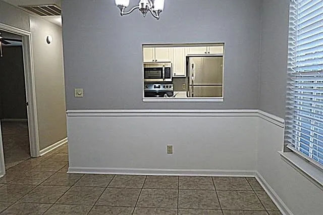 2 bed, 2.0 bath, 991 sqft, $1,400 — Photo 4