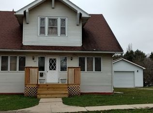 104 Wilson Ave, Chadwick, IL 61014