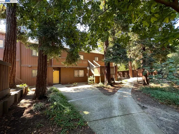 876 Camelback Pl, Pleasant Hill, CA 94523