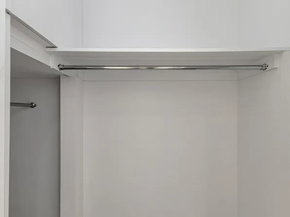 453 Hudson Street image 7 of 8