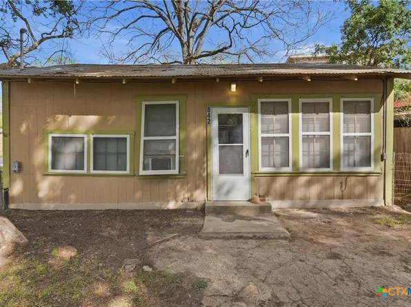842 Burkett Dr, Seguin, TX 78155