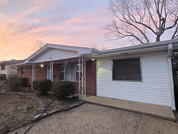 4th image of 18 Kaye Ln