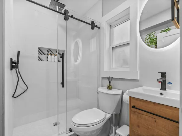 7 Dickson St, Somerville, MA